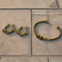 Load image into Gallery viewer, Gold Crinkle Bangle and Earring Set – Luxurious Jewelry Gift for Her
