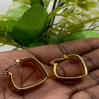 Load image into Gallery viewer, Gold Sleek Square Earrings for Women – Stylish and Elegant
