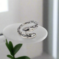 Load image into Gallery viewer, Silver wrap around me ring-Podium view
