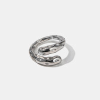Load image into Gallery viewer, Silver wrap around me ring-front view
