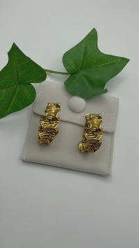 Load and play video in Gallery viewer, Gold Lava Dangle Earrings – Bold Statement Jewelry for Women
